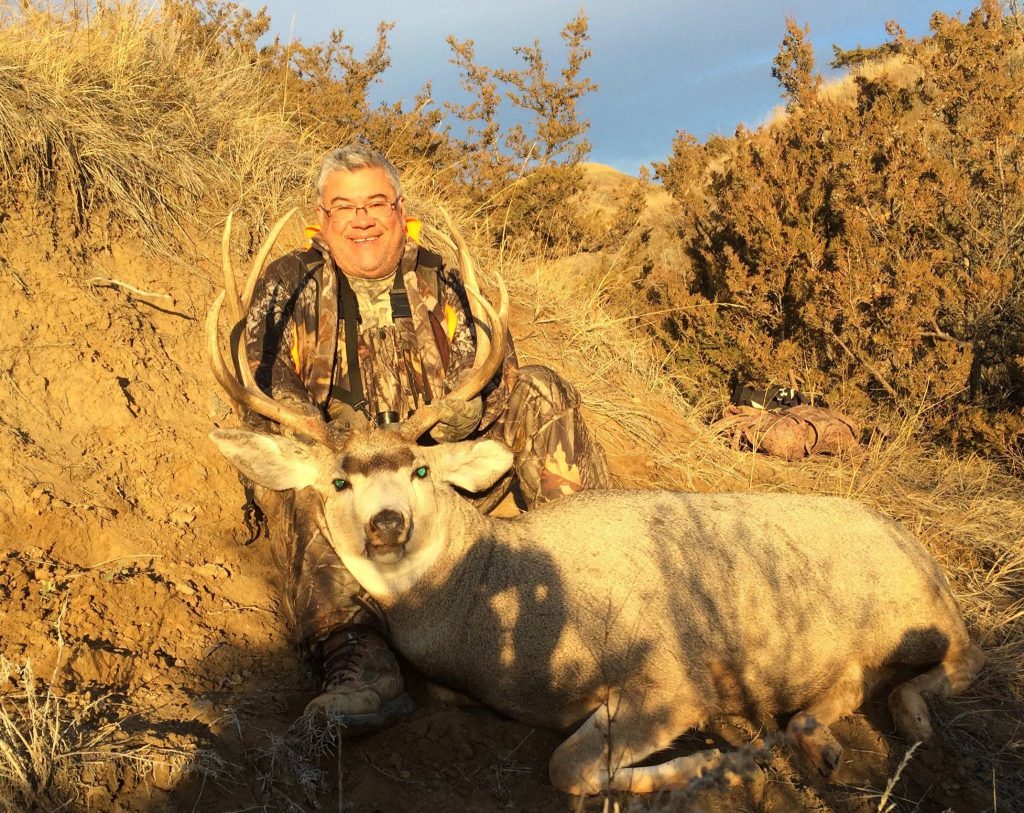 Guided Mule Deer Hunting in Northeast Montana Burke Ranch Outfitters